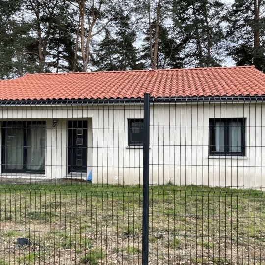 Agence Concept Perfect Immo : Maison / Villa | ORLEAT (63190) | 100.00m2 | 915 € 