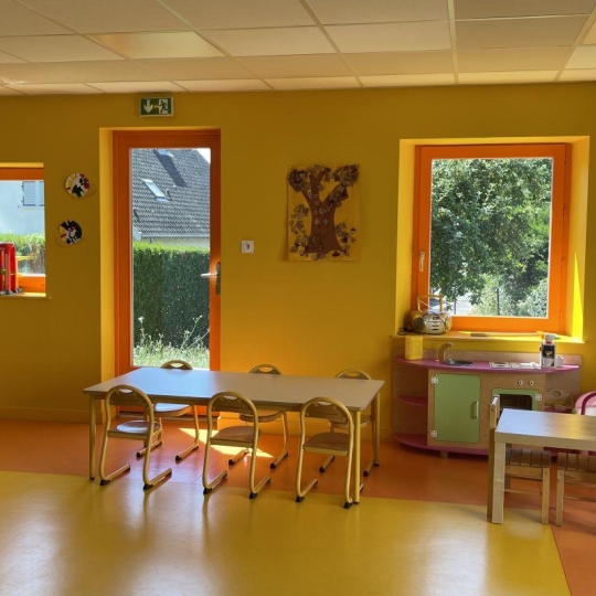  Agence Concept Perfect Immo : Office | SAINT-JUST-EN-CHEVALET (42430) | 92 m2 | 500 € 