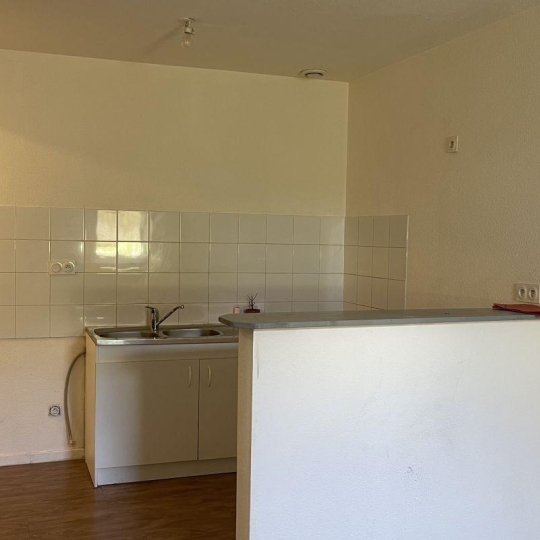  Agence Concept Perfect Immo : Appartement | MARINGUES (63350) | 33 m2 | 350 € 
