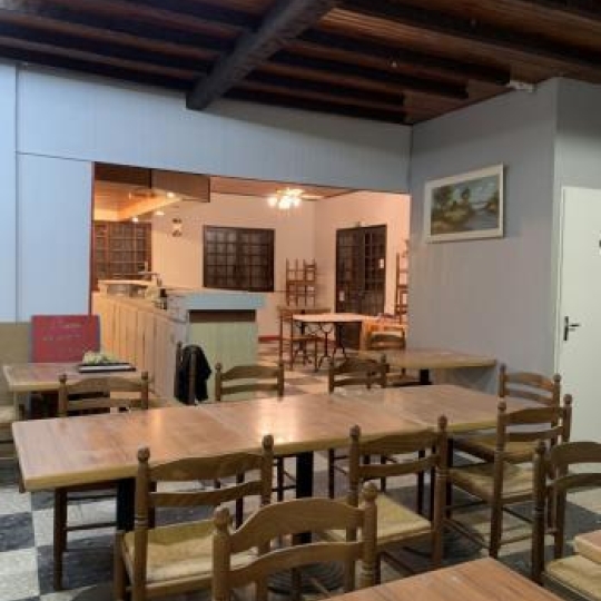  Agence Concept Perfect Immo : Local / Bureau | PUY-GUILLAUME (63290) | 310 m2 | 150 000 € 