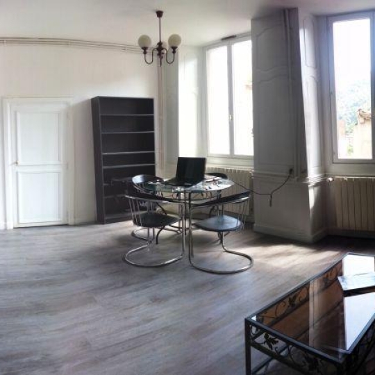  Agence Concept Perfect Immo : Building | THIERS (63300) | 400 m2 | 220 000 € 