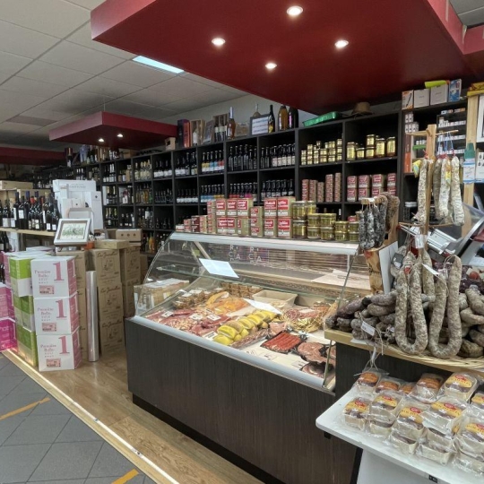  Agence Concept Perfect Immo : Commerces | CARCASSONNE (11000) | 125 m2 | 275 000 € 