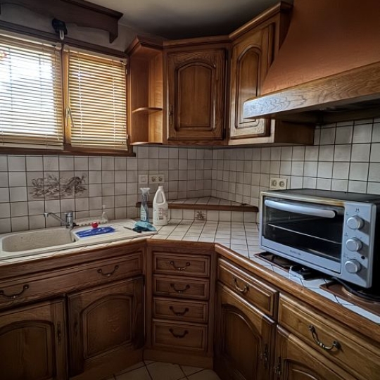  Agence Concept Perfect Immo : House | SAINT-REMY-SUR-DUROLLE (63550) | 95 m2 | 85 000 € 