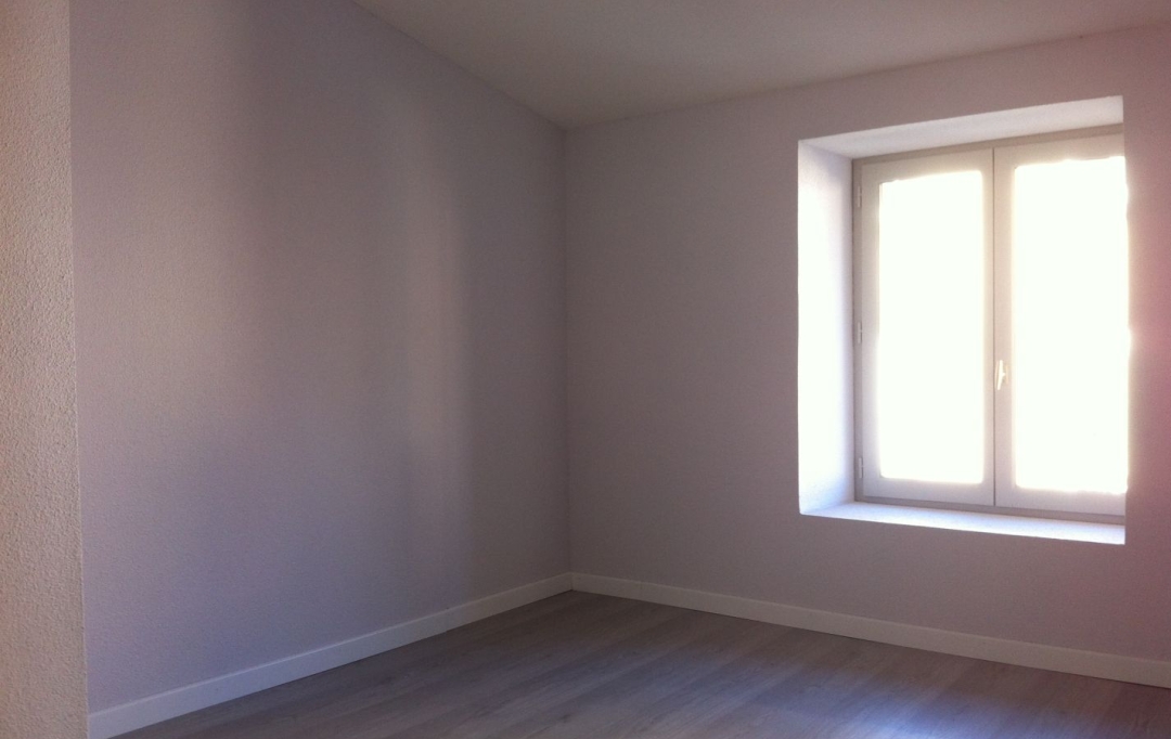 Agence Concept Perfect Immo : Apartment | THIERS (63300) | 49 m2 | 410 &euro; 