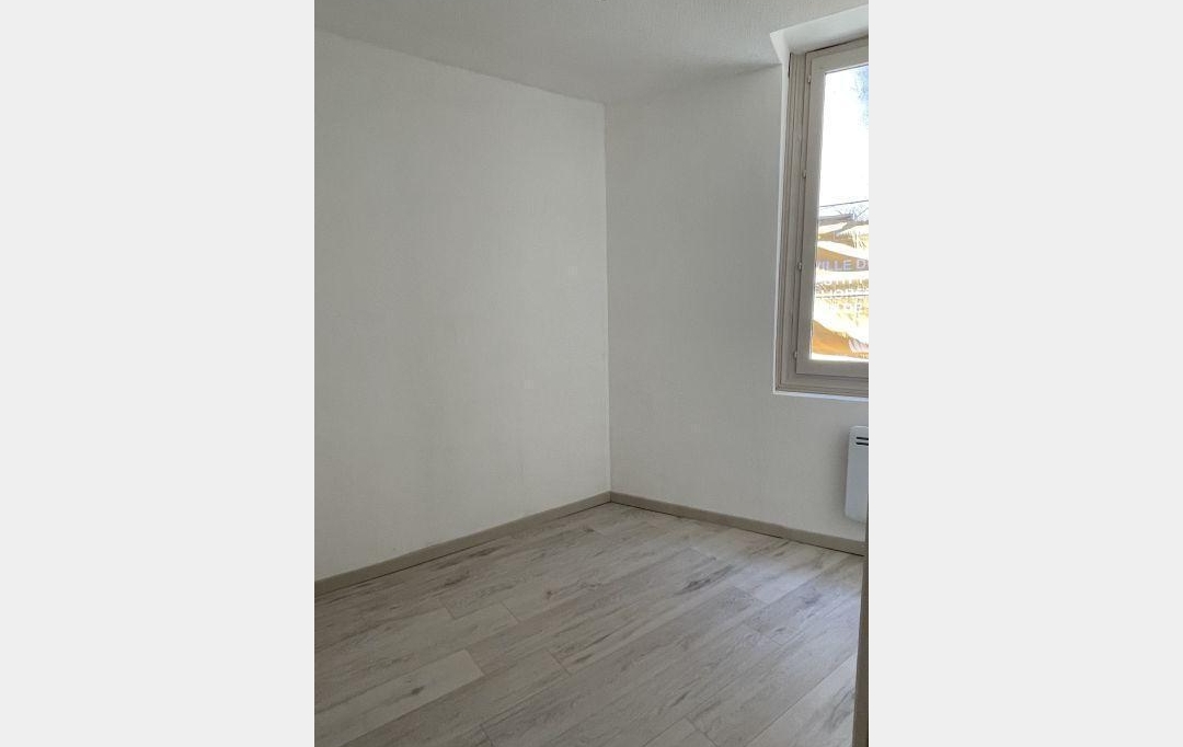 Agence Concept Perfect Immo : Appartement | THIERS (63300) | 34 m2 | 325 € 