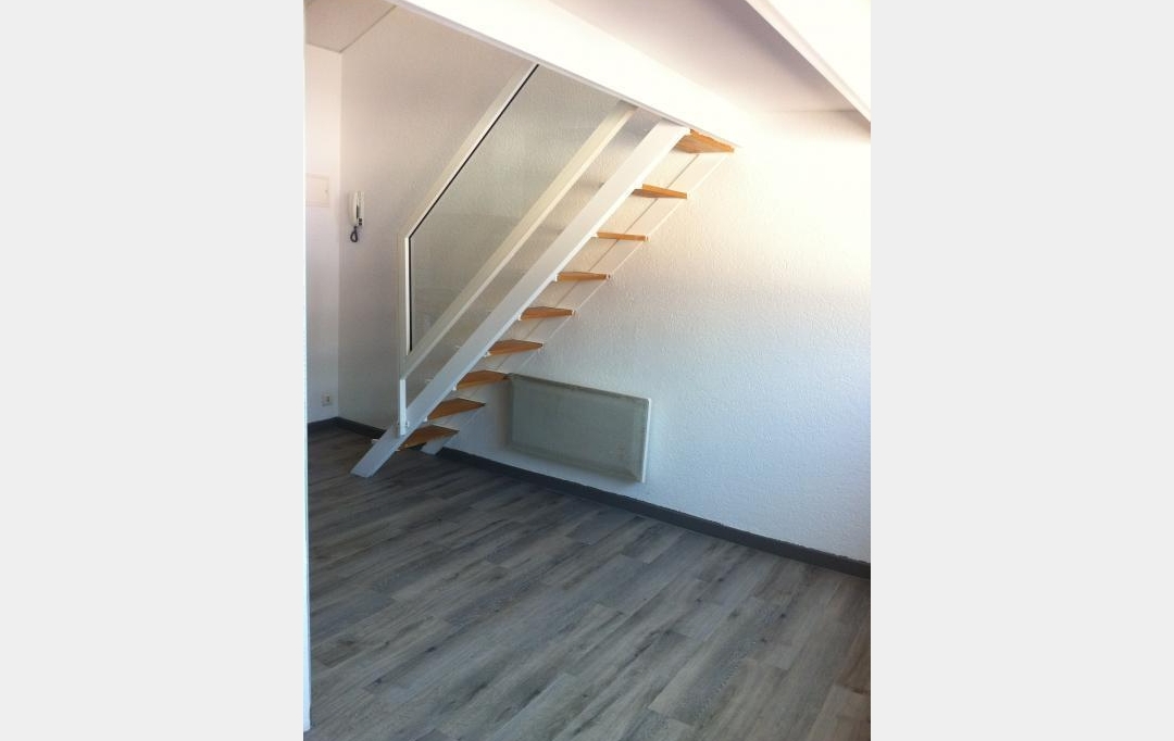 Agence Concept Perfect Immo : Appartement | THIERS (63300) | 15 m2 | 215 € 