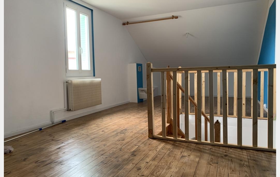 Agence Concept Perfect Immo : Maison / Villa | PUY-GUILLAUME (63290) | 104 m2 | 830 &euro; 
