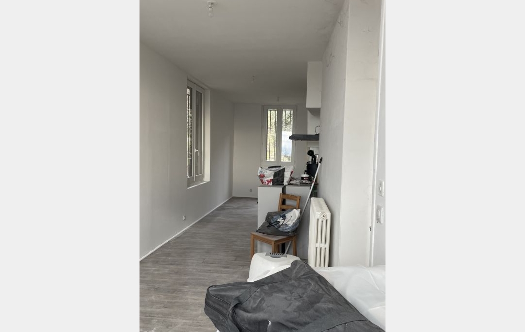 Agence Concept Perfect Immo : Appartement | THIERS (63300) | 46 m2 | 355 € 