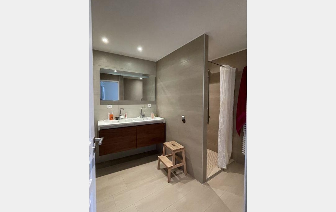 Agence Concept Perfect Immo : House | CELLES-SUR-DUROLLE (63250) | 122 m2 | 760 € 