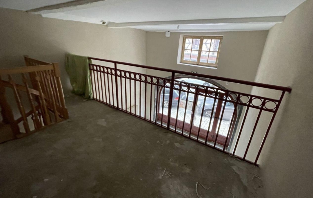 Agence Concept Perfect Immo : Office | THIERS (63300) | 42 m2 | 378 € 