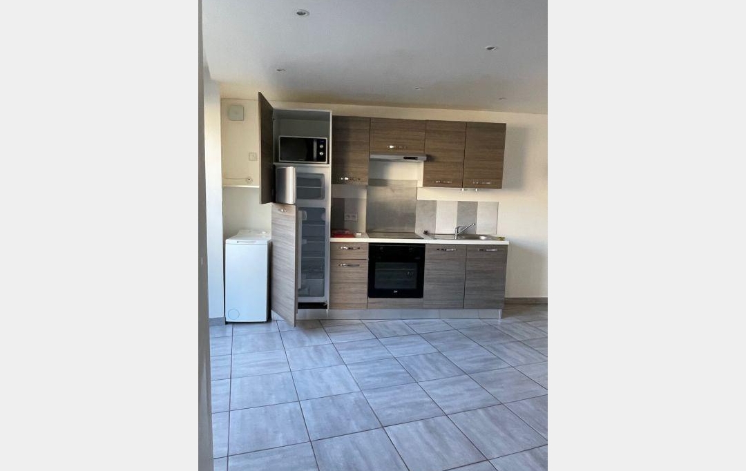 Agence Concept Perfect Immo : Appartement | THIERS (63300) | 26 m2 | 330 &euro; 