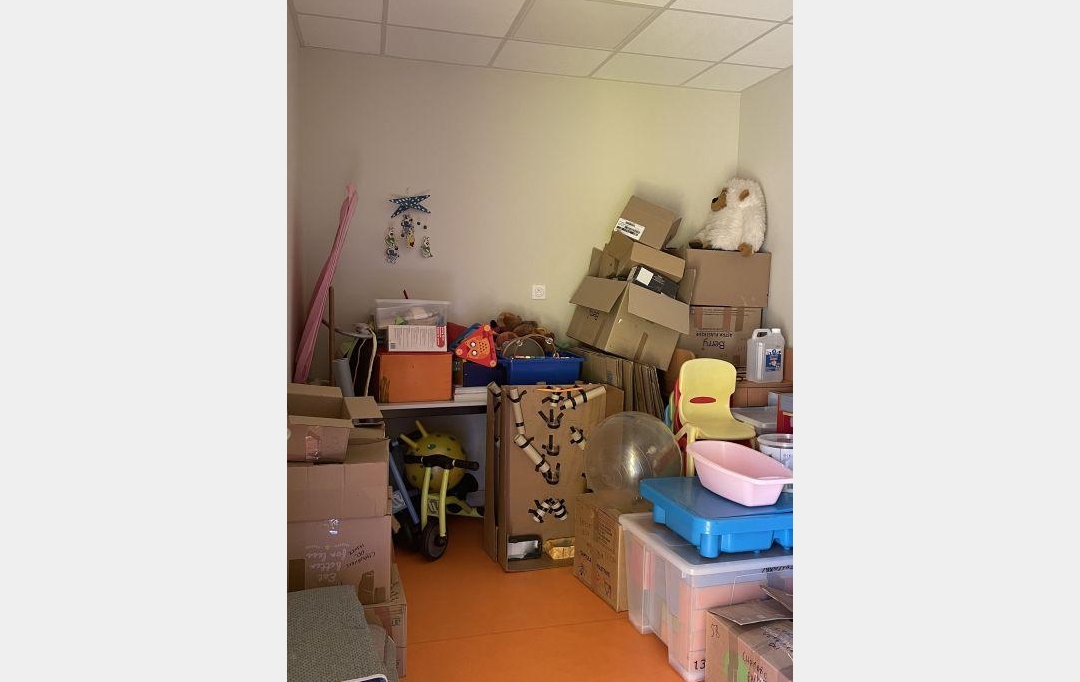 Agence Concept Perfect Immo : Office | SAINT-JUST-EN-CHEVALET (42430) | 92 m2 | 500 € 