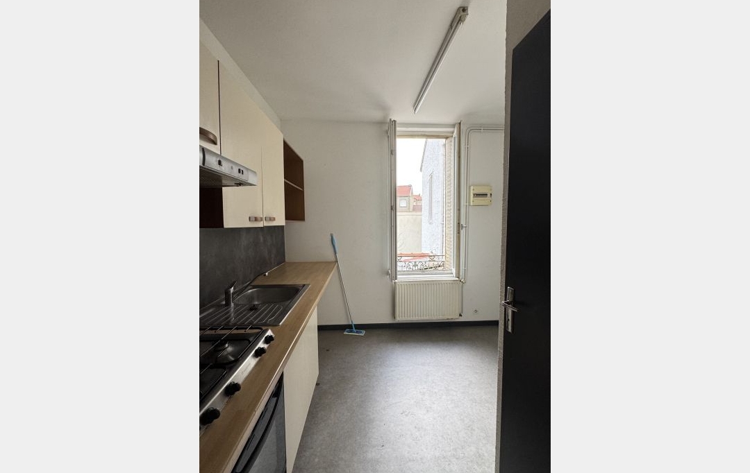 Agence Concept Perfect Immo : Apartment | VICHY (03200) | 21 m2 | 400 € 