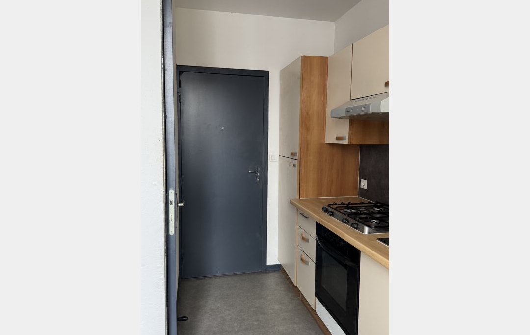 Agence Concept Perfect Immo : Apartment | VICHY (03200) | 21 m2 | 400 € 