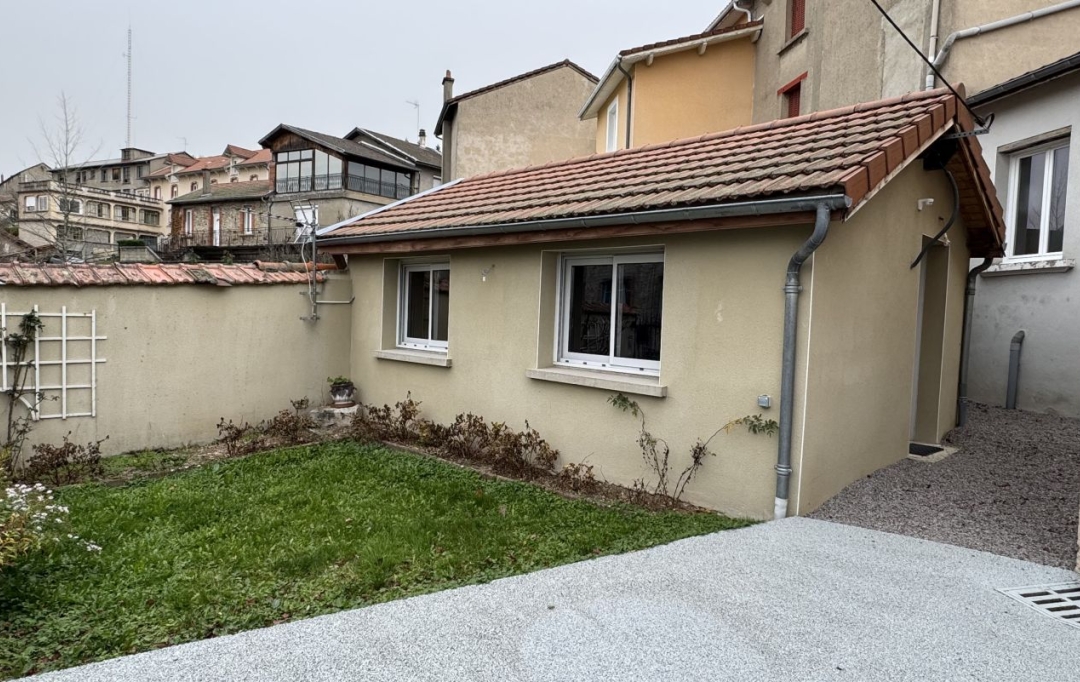 Agence Concept Perfect Immo : House | SAINT-REMY-SUR-DUROLLE (63550) | 28 m2 | 310 &euro; 