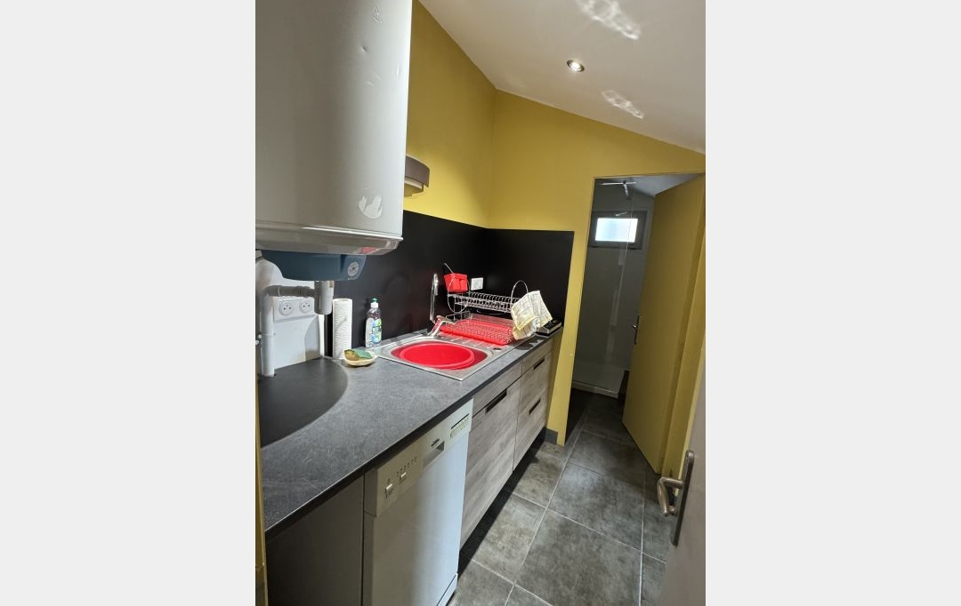 Agence Concept Perfect Immo : House | SAINT-REMY-SUR-DUROLLE (63550) | 28 m2 | 310 &euro; 