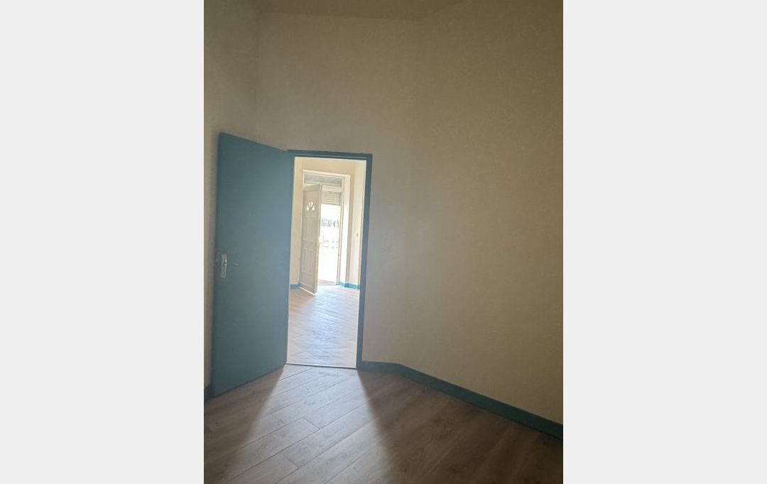 Agence Concept Perfect Immo : Apartment | VICHY (03200) | 32 m2 | 300 &euro; 