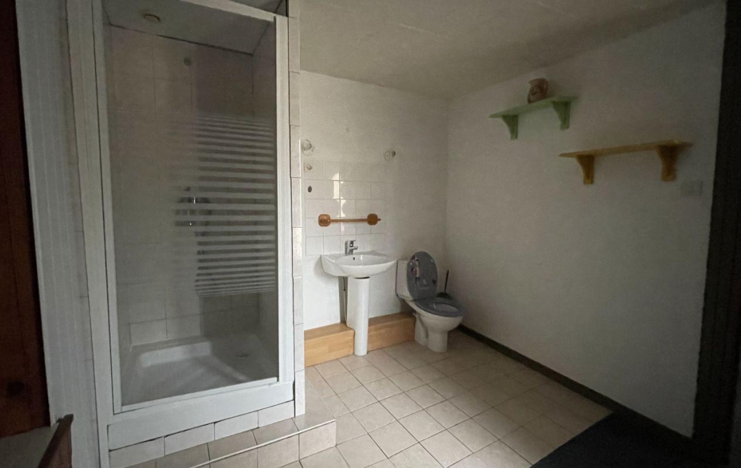 Agence Concept Perfect Immo : Immeuble | THIERS (63300) | 207 m2 | 138 000 € 