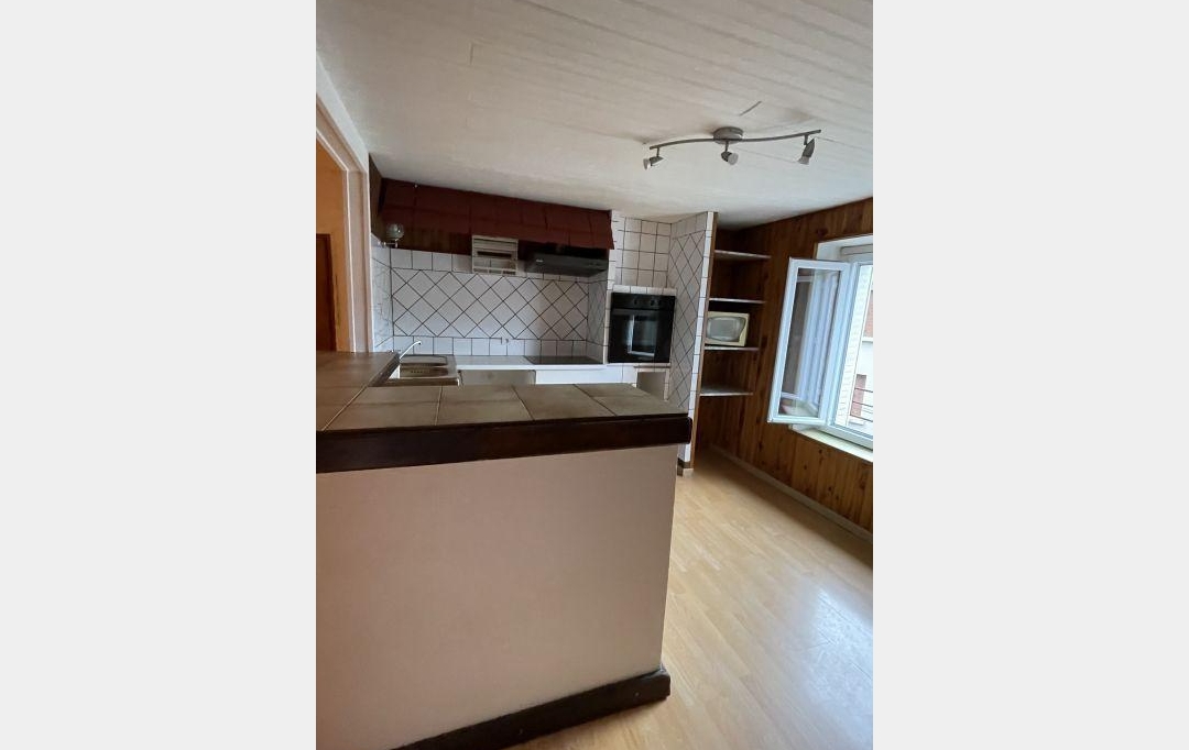 Agence Concept Perfect Immo : Immeuble | THIERS (63300) | 207 m2 | 138 000 € 