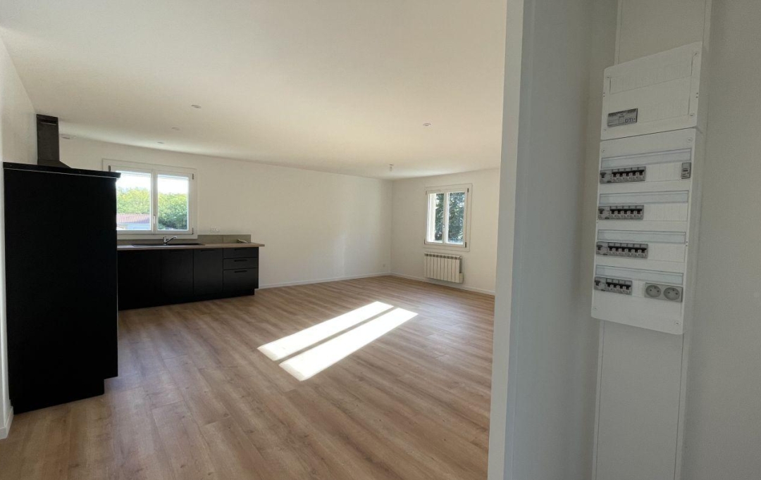 Agence Concept Perfect Immo : Maison / Villa | ORLEAT (63190) | 90 m2 | 235 000 € 