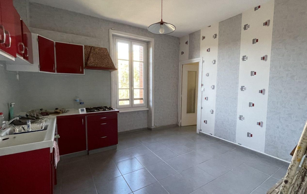 Agence Concept Perfect Immo : Maison / Villa | THIERS (63300) | 95 m2 | 110 000 € 