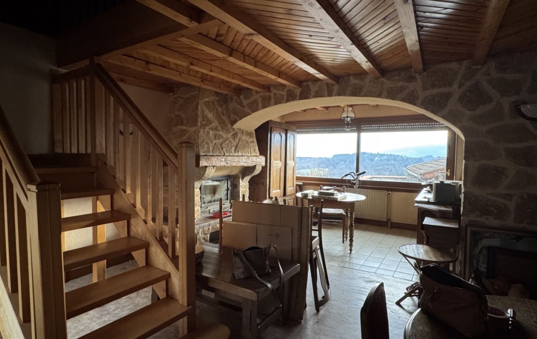 Agence Concept Perfect Immo : House | SAINT-REMY-SUR-DUROLLE (63550) | 95 m2 | 85 000 € 