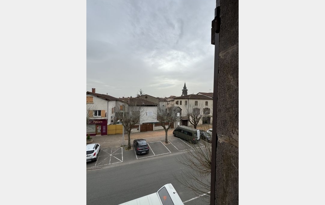 Agence Concept Perfect Immo : Building | MARINGUES (63350) | 180 m2 | 119 000 &euro; 