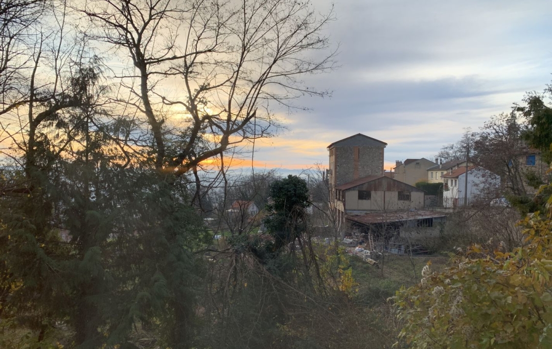 Agence Concept Perfect Immo : Building | THIERS (63300) | 200 m2 | 90 000 &euro; 
