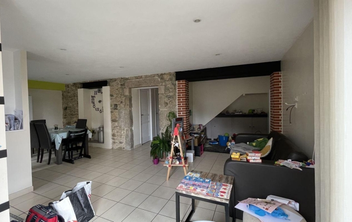  Agence Concept Perfect Immo Maison / Villa | CELLES-SUR-DUROLLE (63250) | 122 m2 | 760 € 