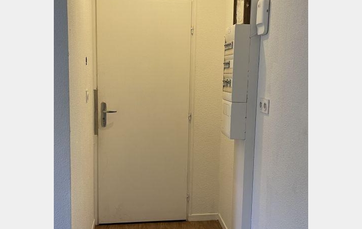 Agence Concept Perfect Immo Appartement | MARINGUES (63350) | 33 m2 | 350 € 